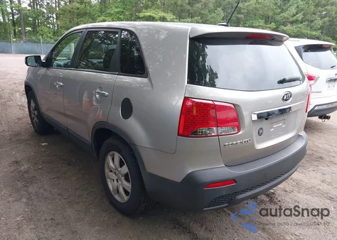 2013 Kia Sorento Lx z USA, uszkodzony, nr VIN 5XYKT3A17DG406818